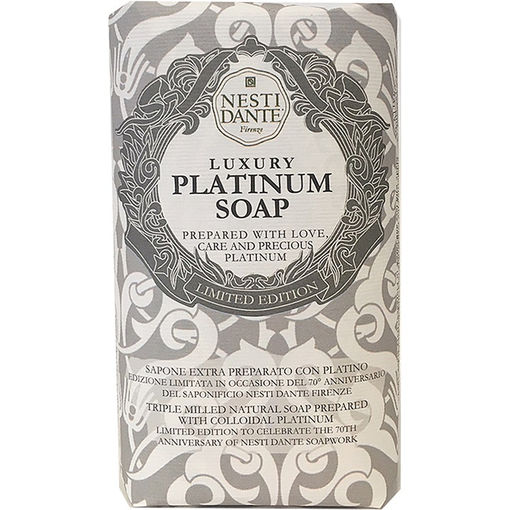 Nesti Dante Luxury Platinum Soap 250g fast sæbe der giver luksuriøs pleje i gråmønstret papiremballage