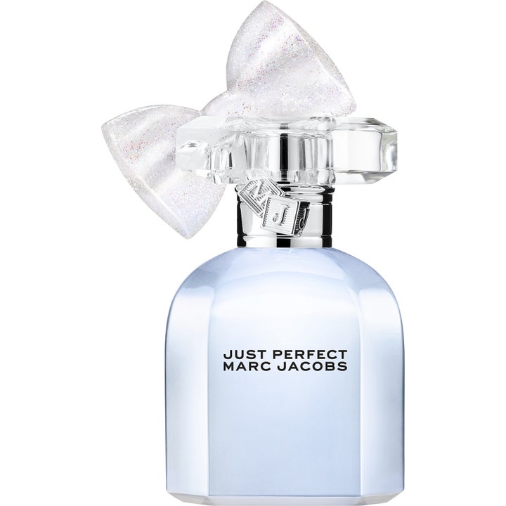 Marc Jacobs Just Perfect Eau de Parfum 30 ml parfume i lyseblå glasflakon med glitrende sløjfelåg