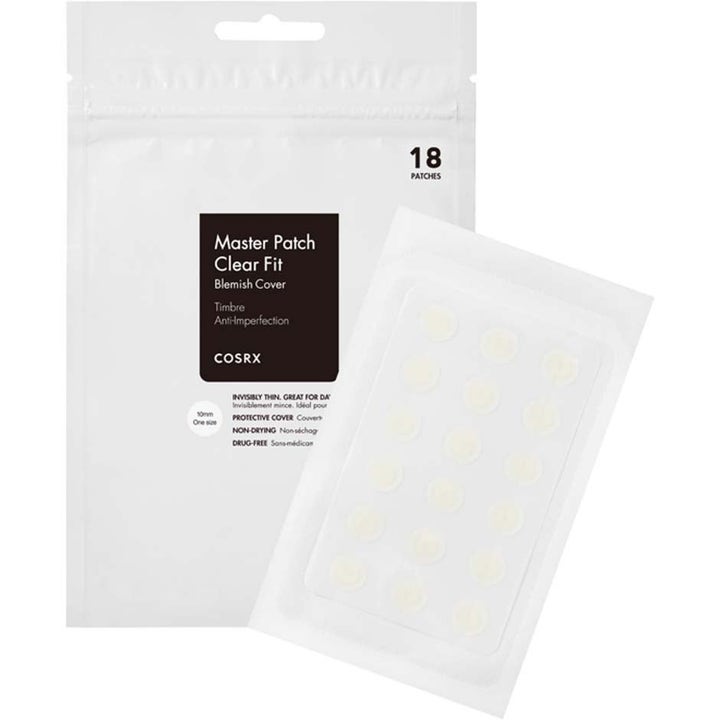 COSRX Master Patch Clear Fit 18 stk bumseplaster mod urenheder i hvid pose med ark af gennemsigtige plastre.