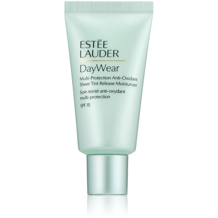 Estée Lauder DayWear Sheer Tint Release Moisturizer SPF 15 fugtgivende creme i lysegrøn tube med sølvfarvet låg.