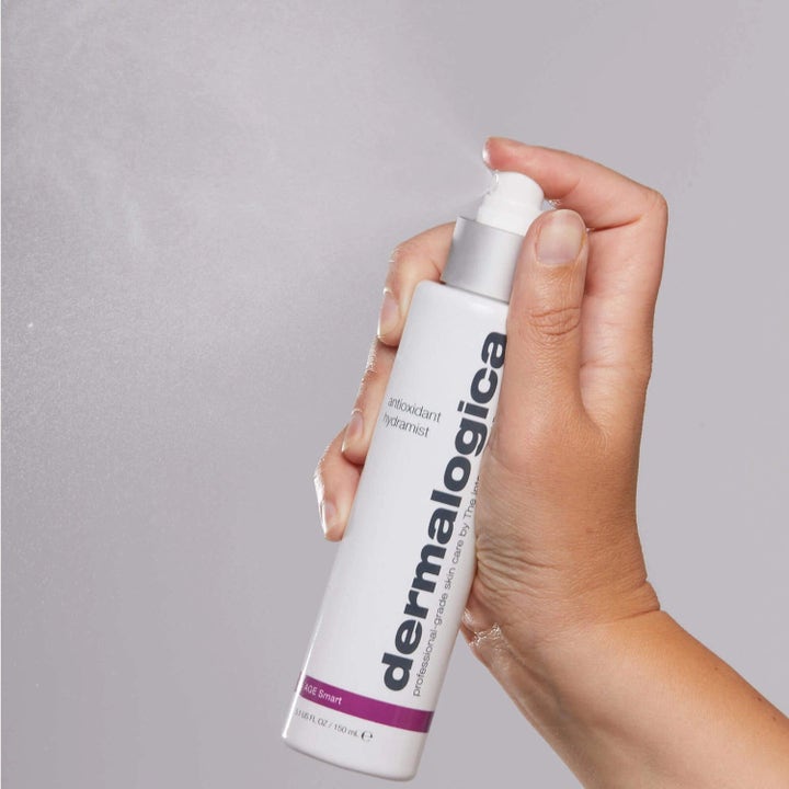 Dermalogica Antioxidant Hydramist 150 ml fugtgivende mist sprayes ud i en fin tåge fra flasken