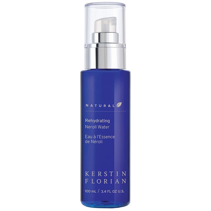 Kerstin Florian Rehydrating Neroli Water 100 ml fugtgivende ansigtsspray i blå flaske med sølvpumpe