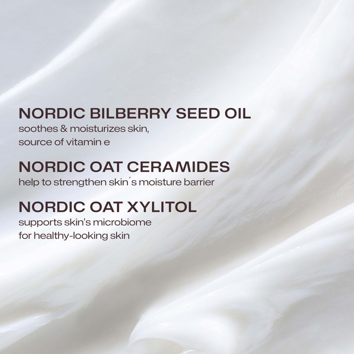 Lumene Nordic Sensitive Rich Night Balm 50 ml natcreme med hvid cremet tekstur og beroligende havre-ceramider