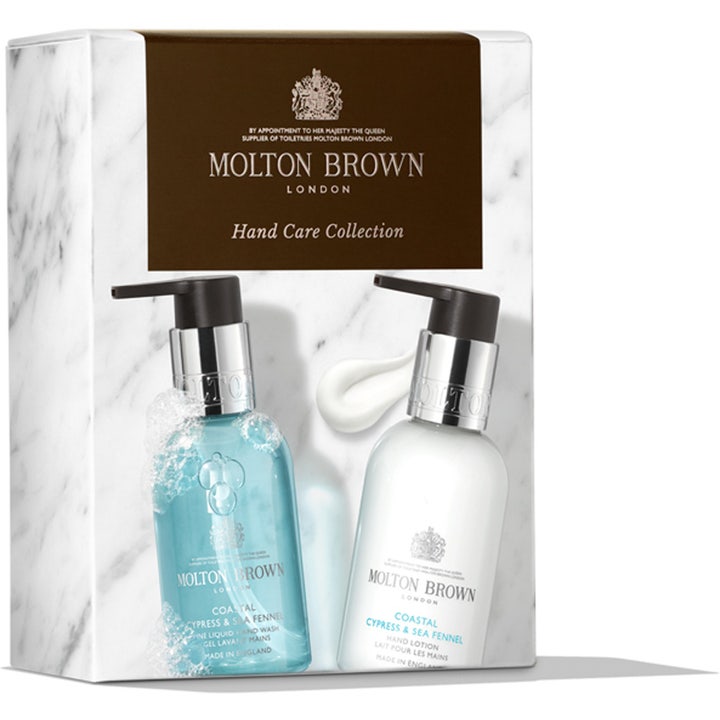 Molton Brown Coastal Hand Collection 200 ml fugtgivende håndsæt i marmoreret æske med blå og hvid pumpeflaske