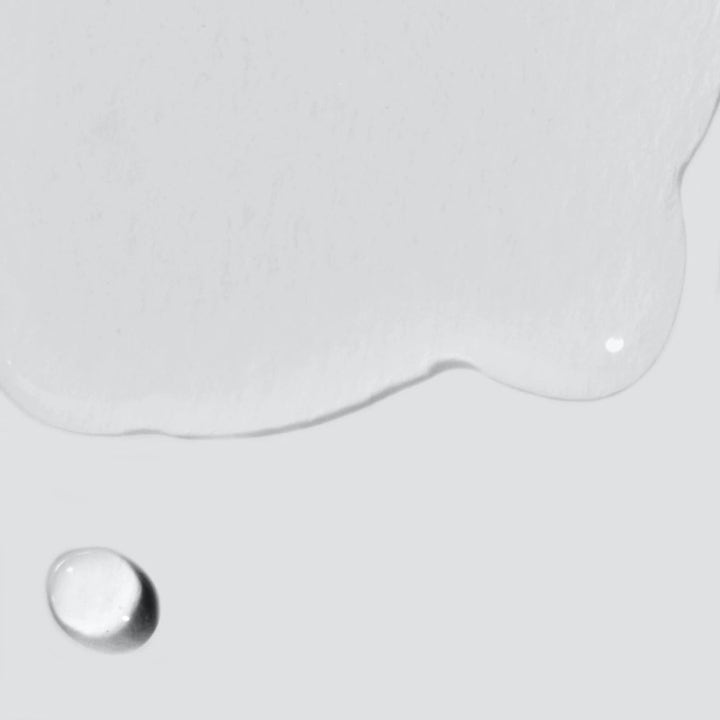 Dermalogica AGE Bright Clearing Serum Duo niacinamid serum med en klar og letflydende tekstur og dråbe