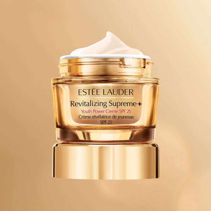 Estée Lauder Revitalizing Supreme+ Youth Power Creme 50 ml fugtgivende ansigtscreme med SPF 25 i åben guldkrukke