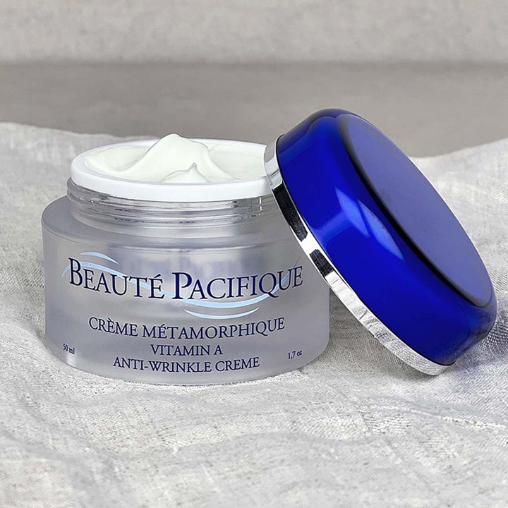 Beauté Pacifique Crème Métamorphique 50 ml anti-age natcreme i frostet krukke med hvid creme og blåt låg