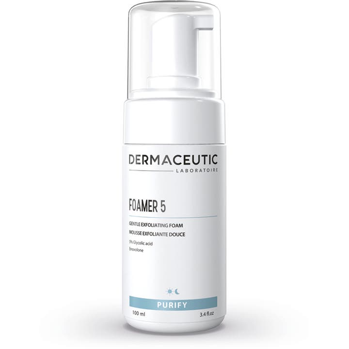 Dermaceutic Foamer 5 100 ml eksfolierende renseskum med glykolsyre i hvid pumpeflaske med gennemsigtigt låg.