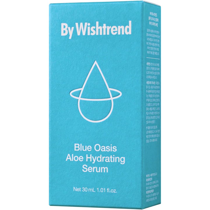 By Wishtrend Blue Oasis Aloe Hydrating Serum 30 ml fugtgivende ansigtsserum i turkis metallic emballage.