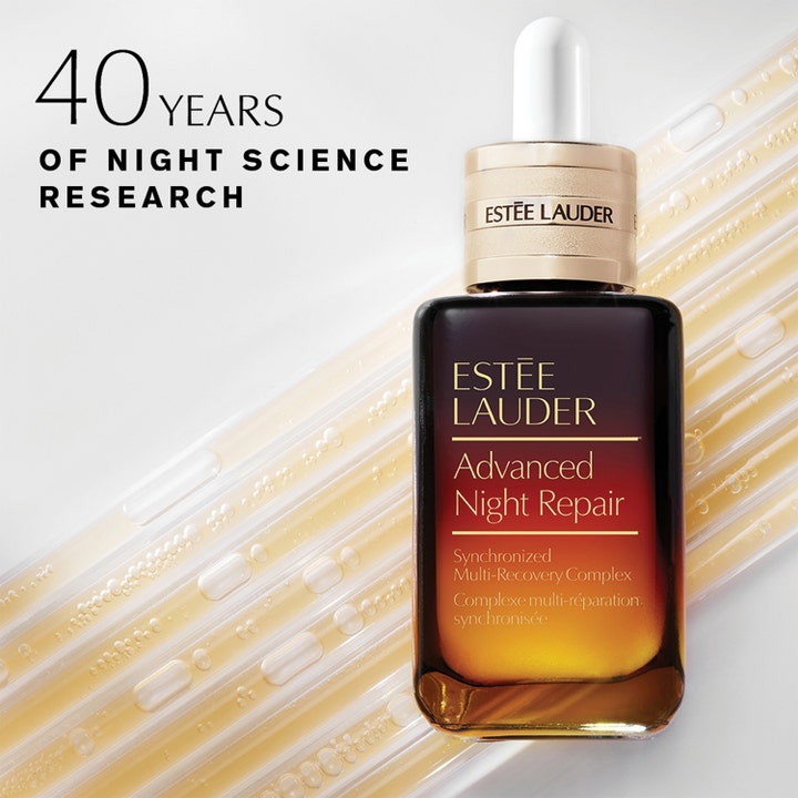 Estée Lauder Advanced Night Repair 50 ml ansigtsserum i brun glasflaske med tekst om 40 års natforskning