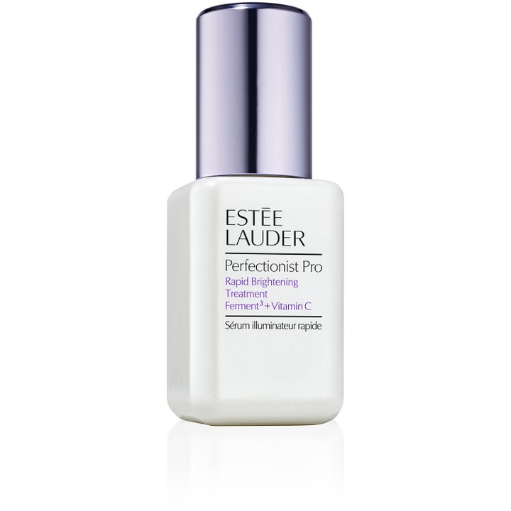 Estée Lauder Perfectionist Pro Rapid Brightening Treatment serum med C-vitamin giver glød i hvid flakon med sølvlåg.