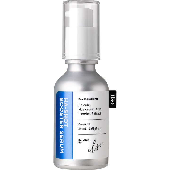 ilso HA-Shot Booster Serum 30 ml fugtgivende ansigtsserum i en sølvfarvet flaske med hvid pumpe og klar hætte