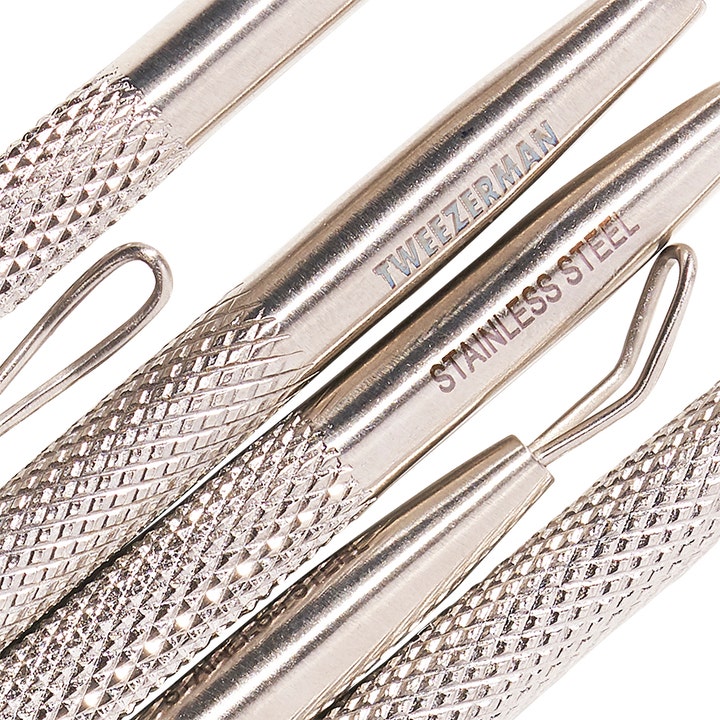 Tweezerman No Slip Skin Care Tool 1 stk hudplejeværktøj i rustfrit stål med riflet overflade for sikkert greb