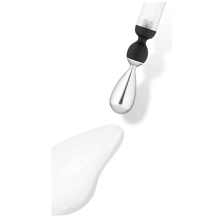 Lancôme Genifique Light Pearl 20 ml øjenserum mod mørke rande med sølvfarvet applikator og hvid tekstur