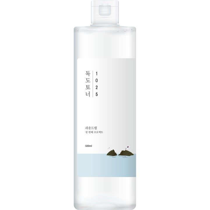 Round Lab 1025 Dokdo Toner 500 ml eksfolierende skintonic i klar flaske med hvid label og ø-illustration