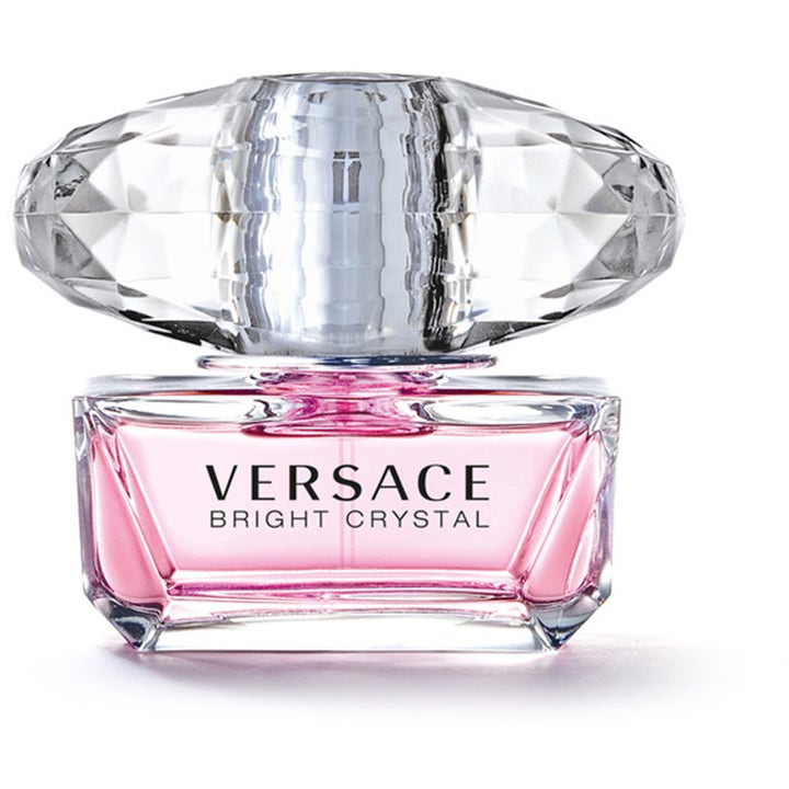 Versace Bright Crystal Eau de Toilette i elegant glasflakon med lyserød parfume og et stort facetslebet krystallåg