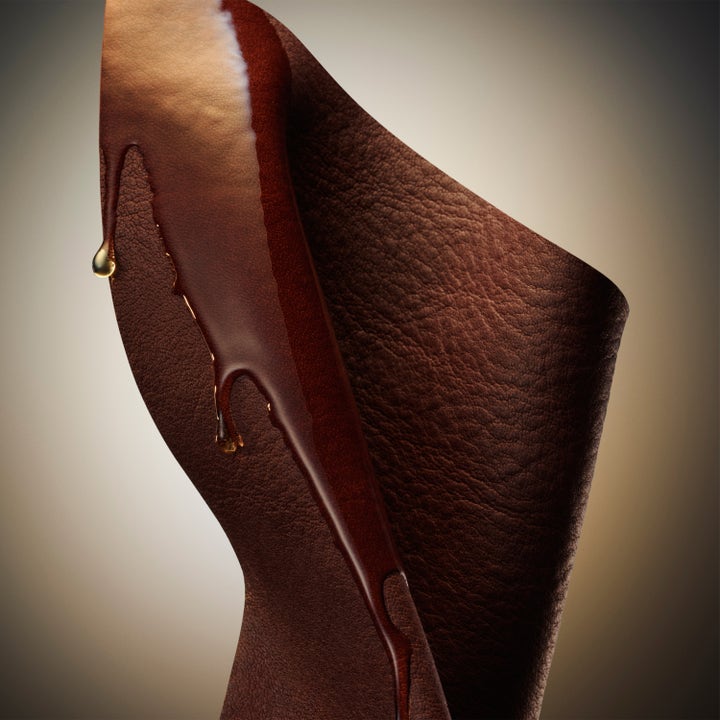 Hugo Boss Boss The Scent After Shave Lotion 100 ml plejende aftershave med mørkt læder og flydende gyldne dråber