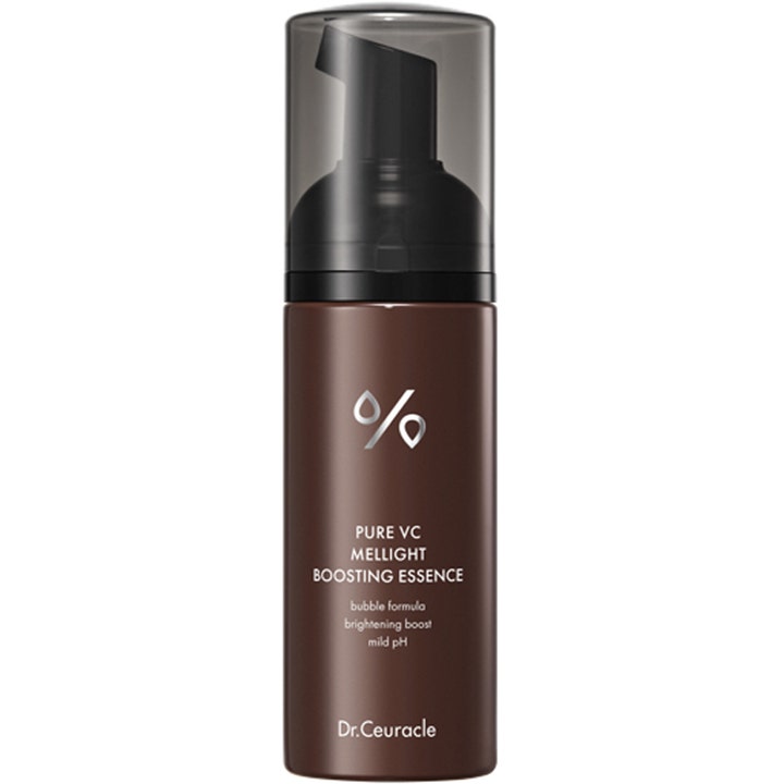 Dr.Ceuracle Pure VC Mellight Boosting Essence lysnende ansigtsskum i en mørkebrun flaske med sort pumpe og låg