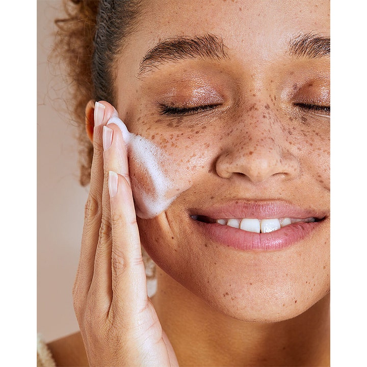 MagicBar Radiance Cleansing Bar