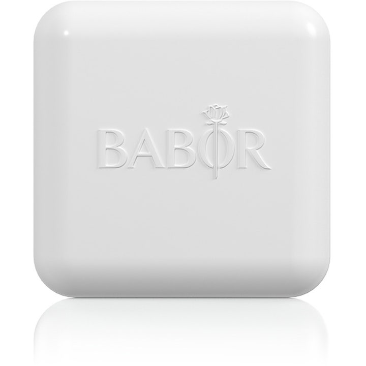 Babor Natural Cleansing Bar 65 g fast ansigtsrens i en hvid minimalistisk opbevaringsæske med præget logo
