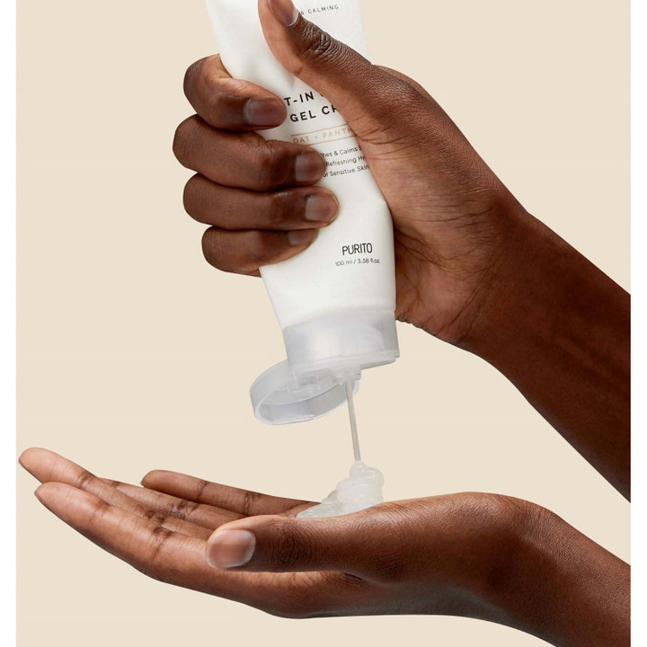 Purito Oat-in Calming Gel Cream 100 ml fugtgivende ansigtscreme med klar geltekstur der trykkes ud af hvid tube