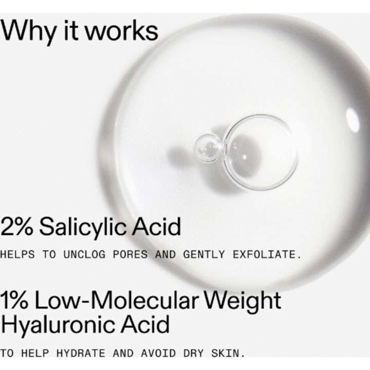 The INKEY List Beta Hydroxy Acid Serum 30 ml exfolierende serum har en klar og let gel-tekstur vist som dråber.