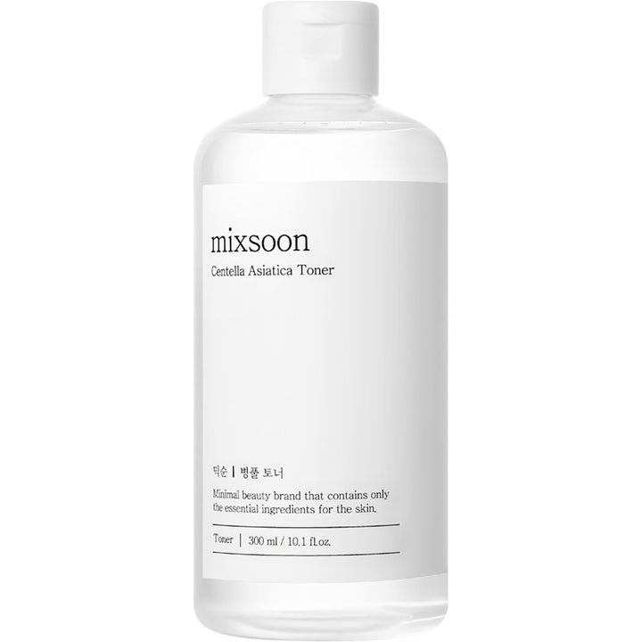 mixsoon Centella Asiatica Toner 300 ml beroligende skintonic i klar plastflaske med hvid etiket og hvidt låg