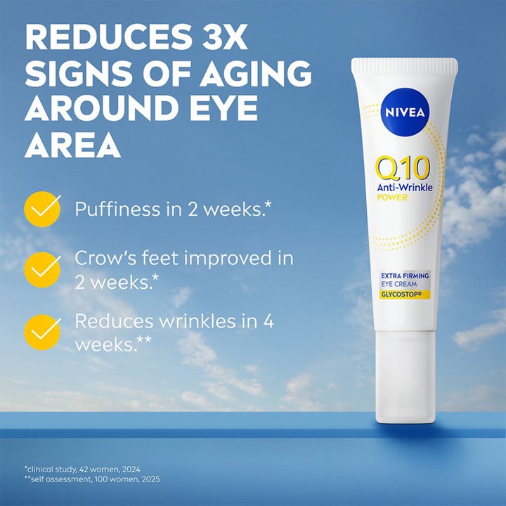 NIVEA Q10 Power Firming Eye Cream 15 ml øjencreme mod rynker i hvid tube med tekst mod en blå himmel