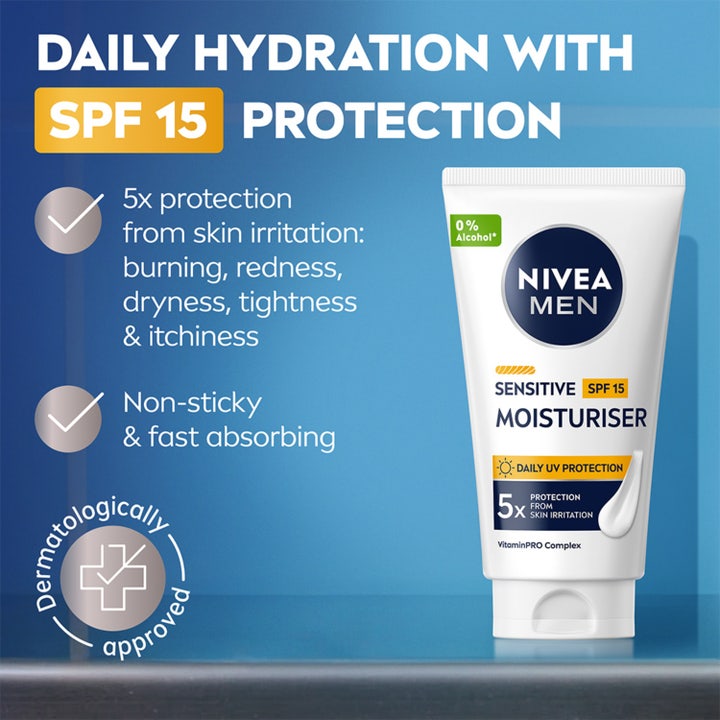 NIVEA Sensitive Moisturiser 75 ml fugtgivende ansigtscreme i hvid tube med SPF 15 der giver beskyttelse mod irritation