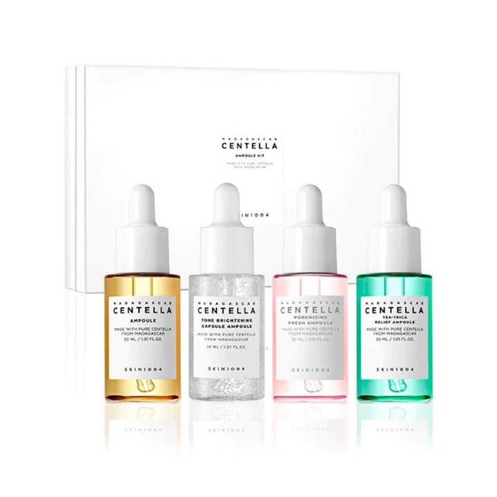 SKIN1004 Madagascar Centella Ampoule Kit 4x30 ml beroligende ansigtsserum i fire farverige glasflasker med hvide låg