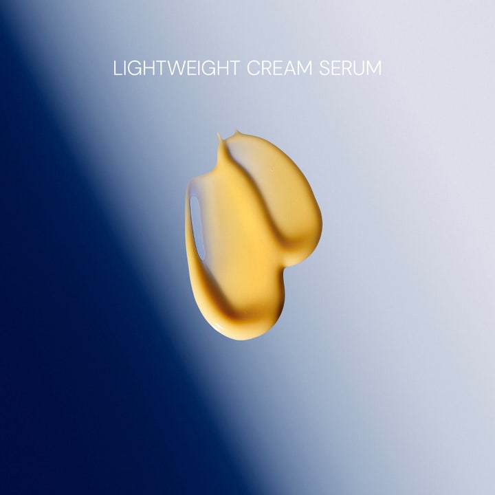 Elemis Dynamic Resurfacing Super-C Serum 30 ml lysnende serum med cremet gul tekstur og teksten Lightweight Cream Serum