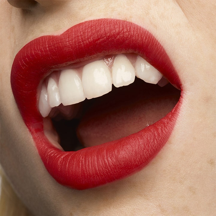 The Slim Velvet Radical Lipstick