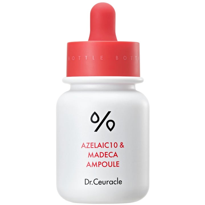 Dr.Ceuracle Azelaic10 & Madeca Ampoule beroligende ansigtsserum i hvid uigennemsigtig flaske med rød pipette.