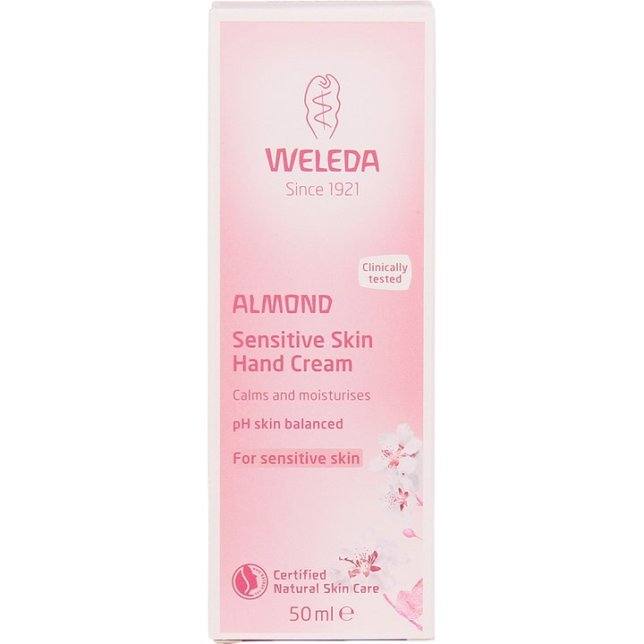 Weleda Almond Sensitive Hand Cream 50 ml beroligende håndcreme i en lyserød papæske med hvide mandelblomster