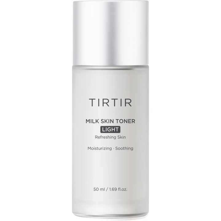TIRTIR Milk Skin Toner Light 50 ml fugtgivende toner i en frostet hvid flaske med et elegant sølvlåg