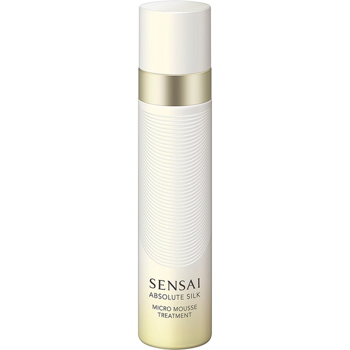 Sensai Absolute Silk Micro Mousse Treatment 90ml der giver fugt i hvid flaske med bølgeformet tekstur og guldring