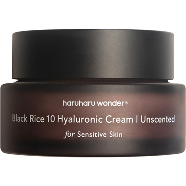 Haruharu Wonder Black Rice 10 Hyaluronic Cream Unscented fugtgivende ansigtscreme i mørkebrun frostet krukke med sort låg