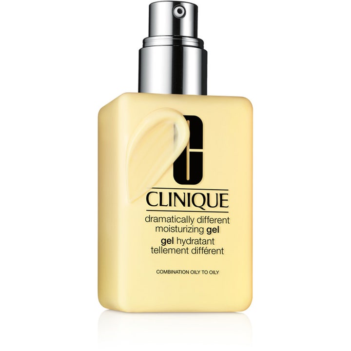 Clinique Dramatically Different Moisturizing Gel fugtgivende ansigtsgel i gul flaske med sølvpumpe og let tekstur