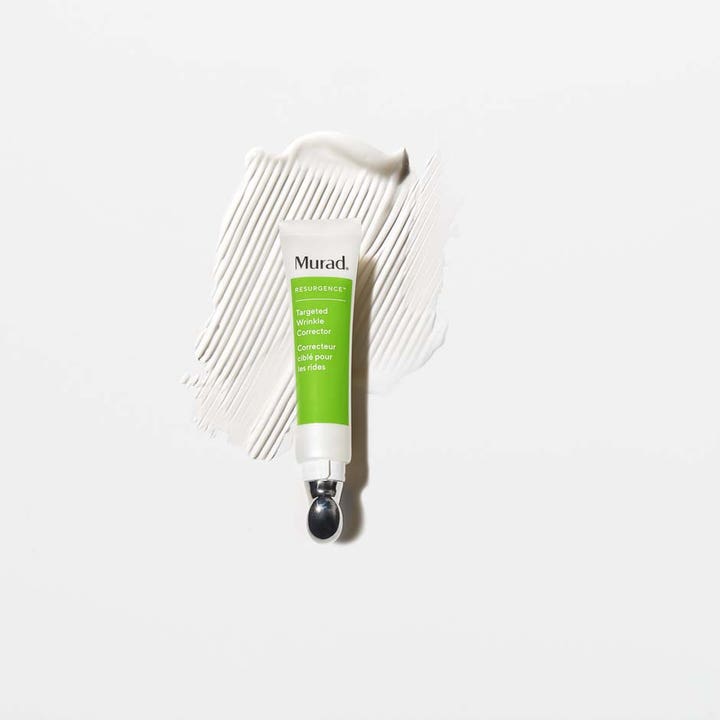 Murad Resurgence Targeted Wrinkle Corrector 15 ml serum mod rynker i tube med metalspids og cremet hvid tekstur.