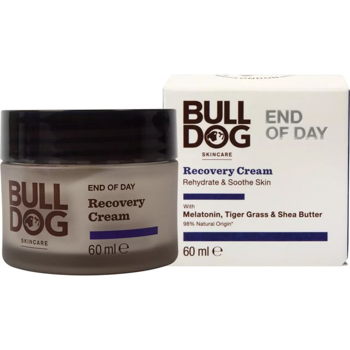 Bulldog End of Day Recovery Cream 60 ml beroligende ansigtscreme i mørk krukke med hvid emballage