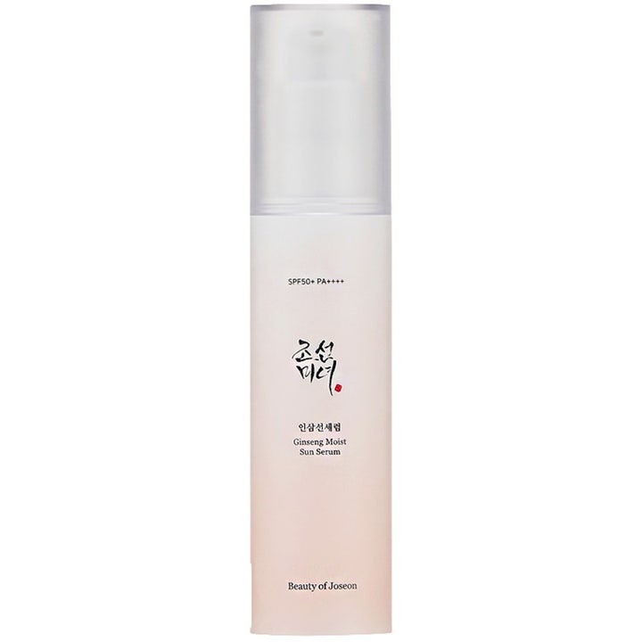 Beauty of Joseon Ginseng Moist Sun Serum 50 ml fugtgivende solserum i hvid og ferskenfarvet pumpeflaske med mat låg