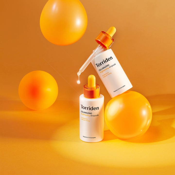 Torriden CELLMAZING Vita C Brightening Ampoule 30 ml serum med vitamin C og orange balloner