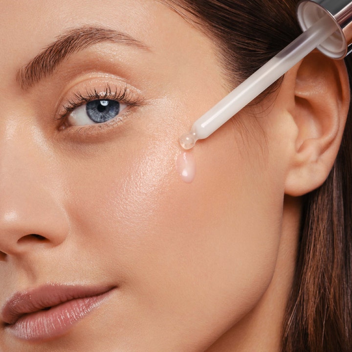 Biotherm Life Plankton Regenerating Serum 75 ml styrkende ansigtsserum der påføres huden med en pipette.