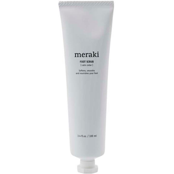 Meraki Foot Scrub Calm Cedar 100 ml blødgørende fodpleje i en minimalistisk hvid tube med hvidt låg