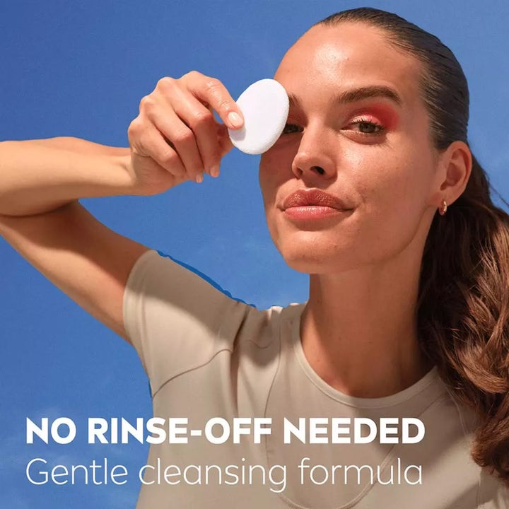 NIVEA Derma Skin Clear Micellar Water 400 ml ansigtsrens på vatrondel fjerner makeup skånsomt uden afskylning