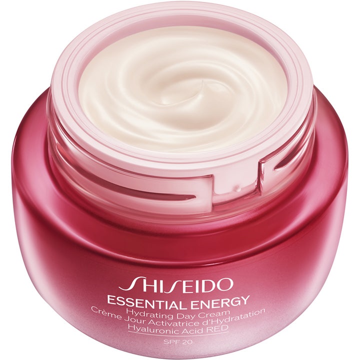 Shiseido Essential Energy Hydrating Day Cream 50 ml i rød krukke med synlig cremet hvid tekstur