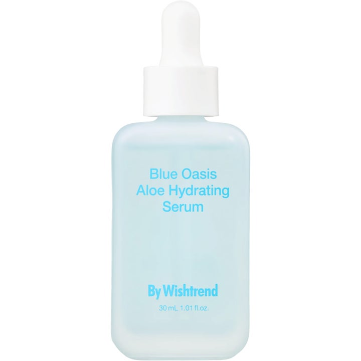 By Wishtrend Hydra Enriched Ampoule 30 ml fugtgivende serum med malakit i en frostet glasflaske med hvid pipette