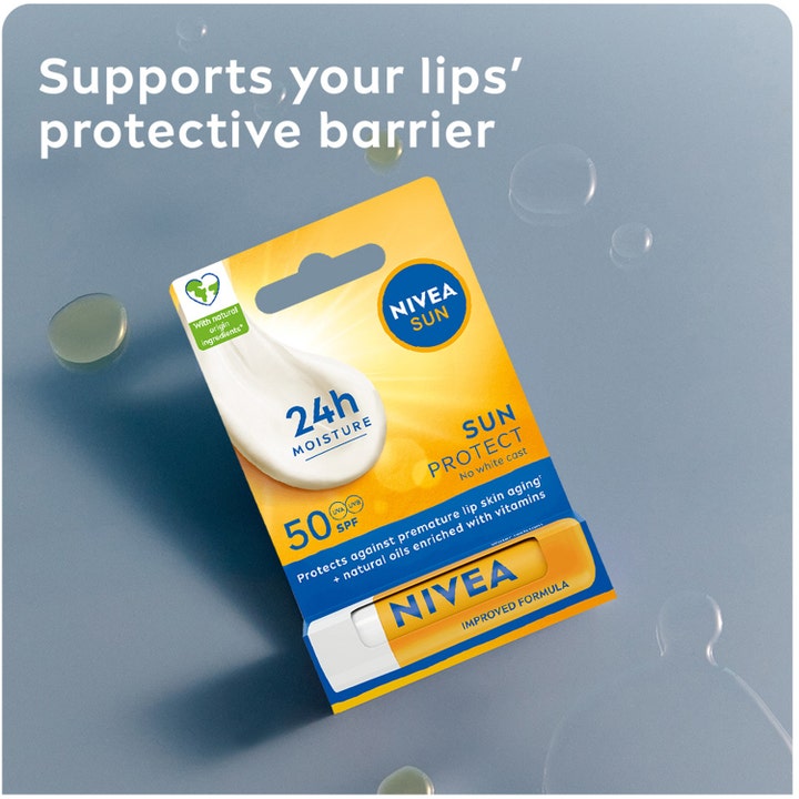 NIVEA Sun Protect Sunstick 4 g fugtgivende solbeskyttelse med SPF 50 i gul pakke med 24h moisture og hvid tekstur