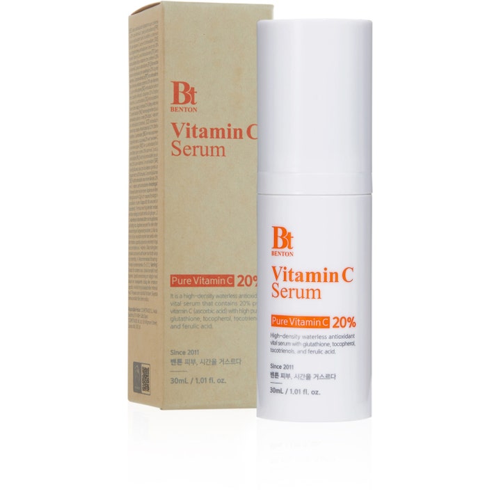 Benton Vitamin C Serum 30 ml antioxidant serum med 20% ren vitamin C i hvid pumpeflaske og beige papæske