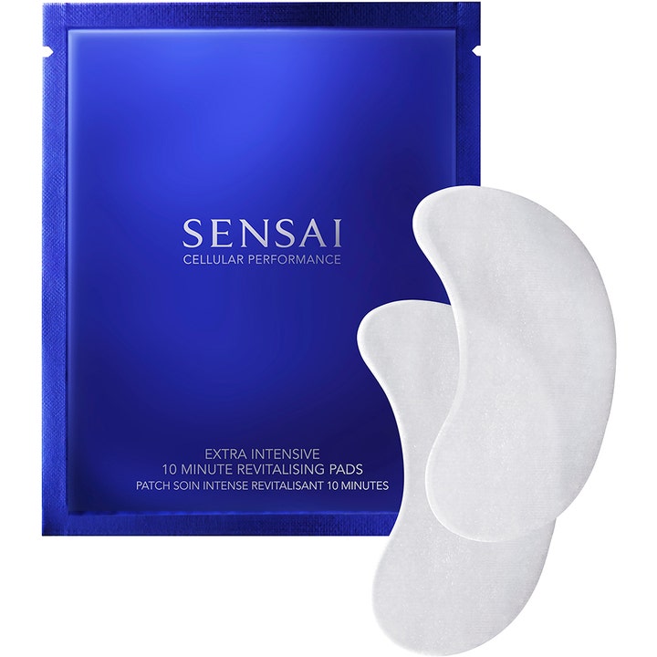 Sensai Cellular Performance Extra Intensive 10 Minute Revitalising Pads øjenmaske med hvide ark og blå emballage